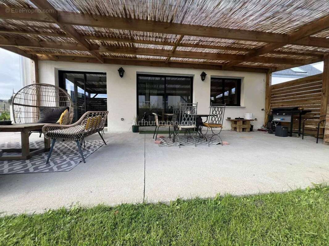 Maison à PLOUGOUMELEN