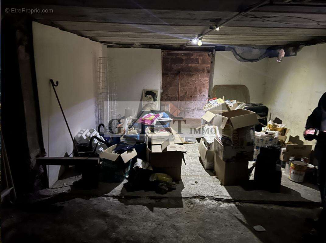 Commerce à SAINT-DENIS