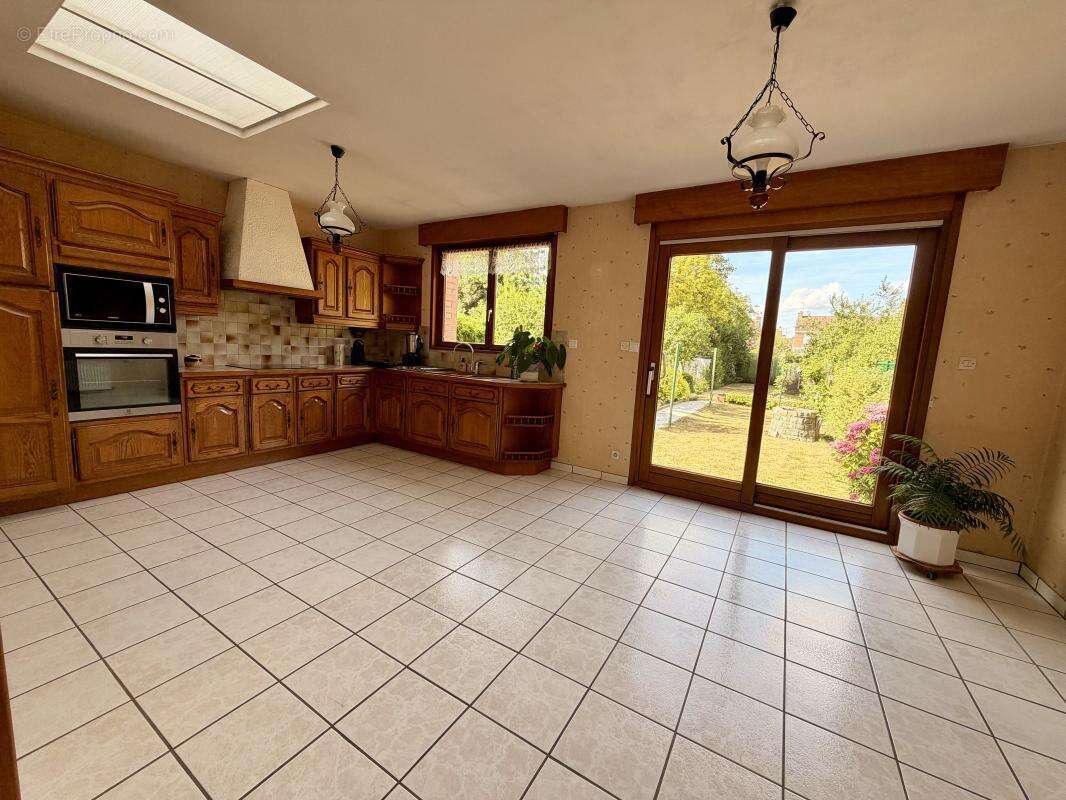 Maison 96 m² à Lambersart  - photo 4