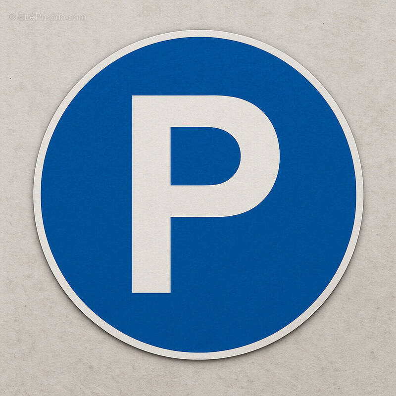 Photo 1 - Parking à NICE