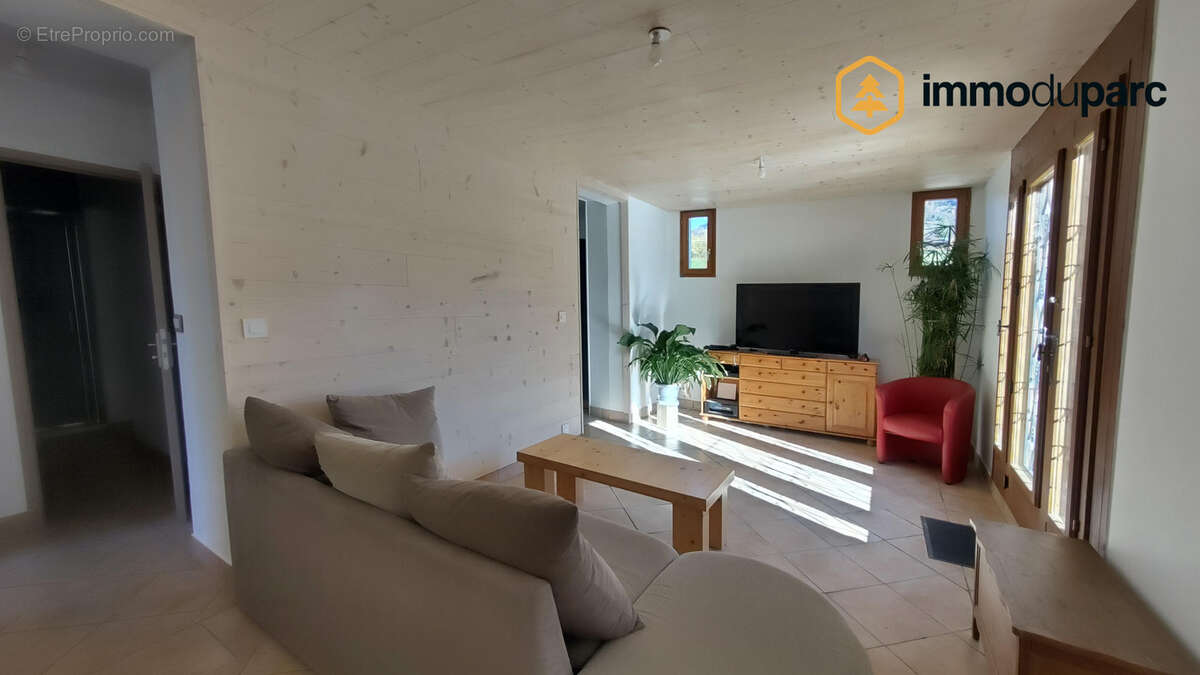 Appartement à LA MOTTE-EN-BAUGES