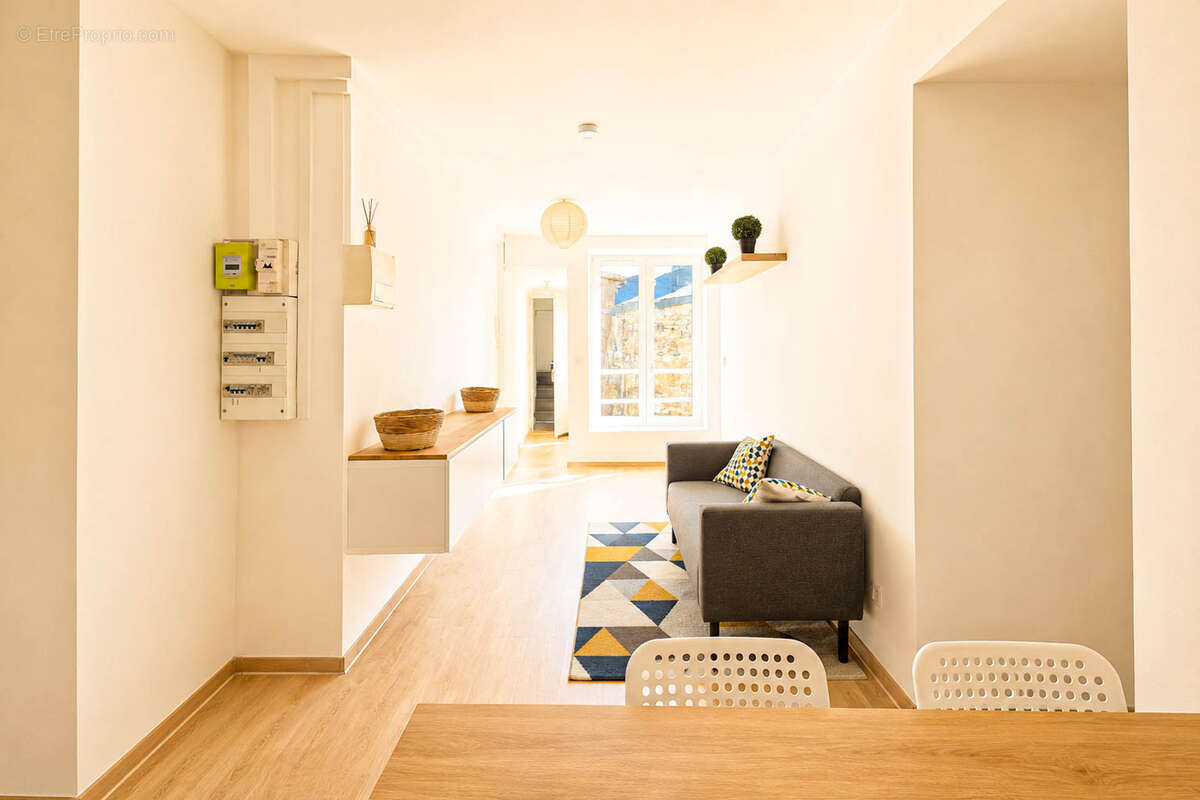 Exclusivité ; Immeuble hyper-centre de SEDAN RÉNOVÉ - photo 11