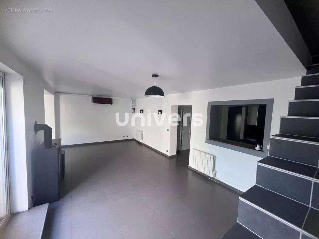 Maison à BOURG-LES-VALENCE