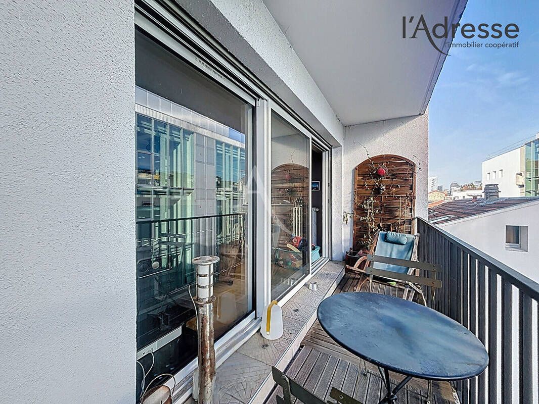 Appartement à SURESNES