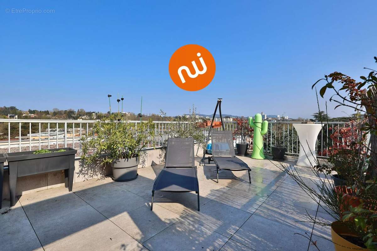 Appartement à TASSIN-LA-DEMI-LUNE