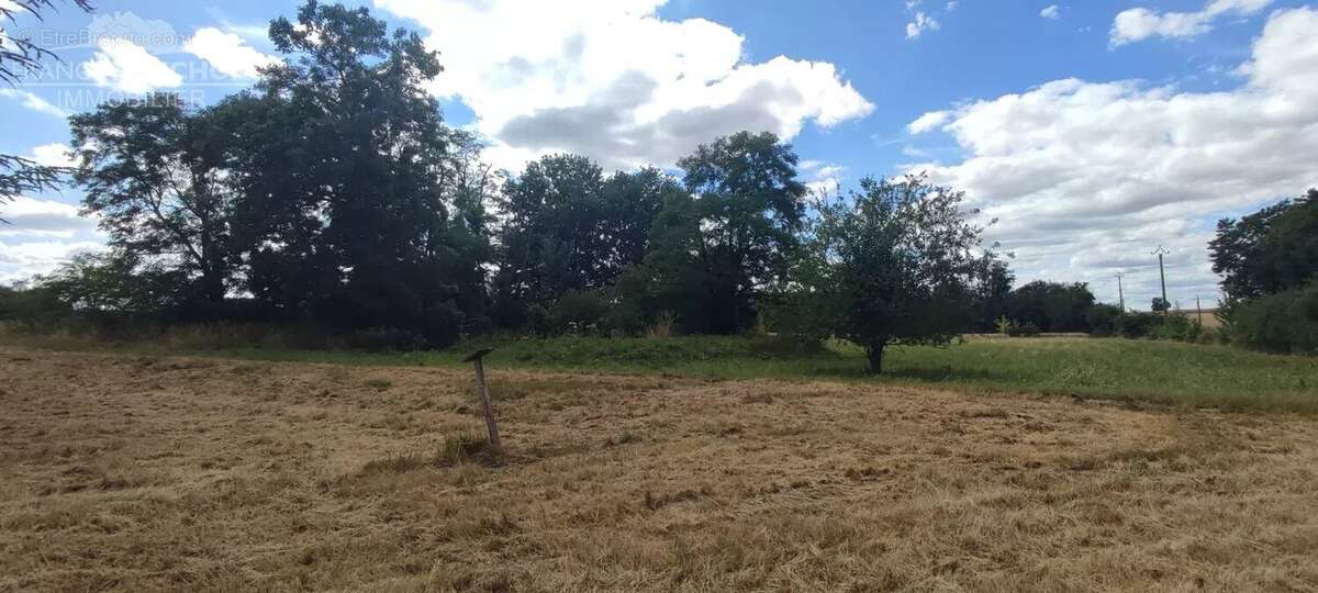 Maison à PERS-EN-GATINAIS