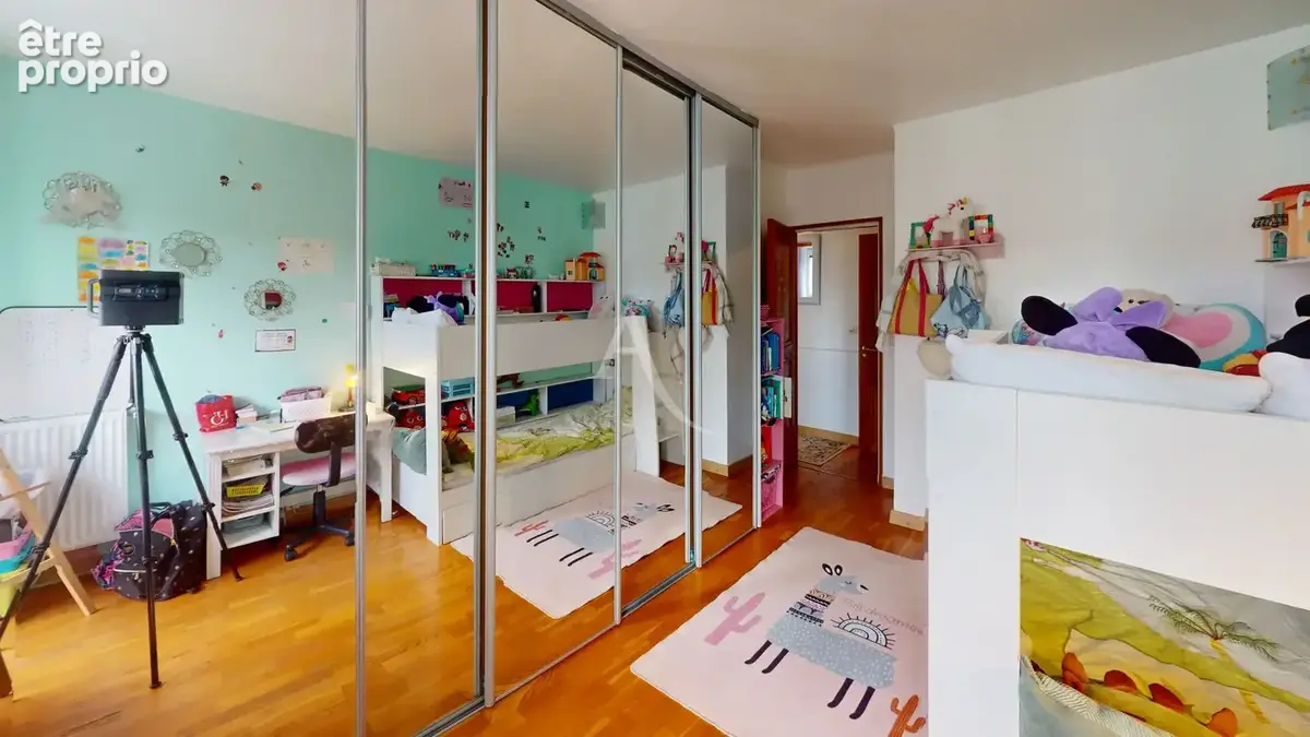 Limite Bourg La Reine, appartement L'HAY-LES-ROSES 5 pièces 98.97 m² - photo 9