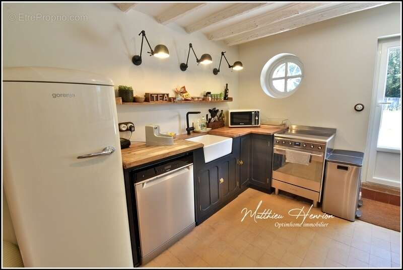 Maison à SYLVAINS-LES-MOULINS