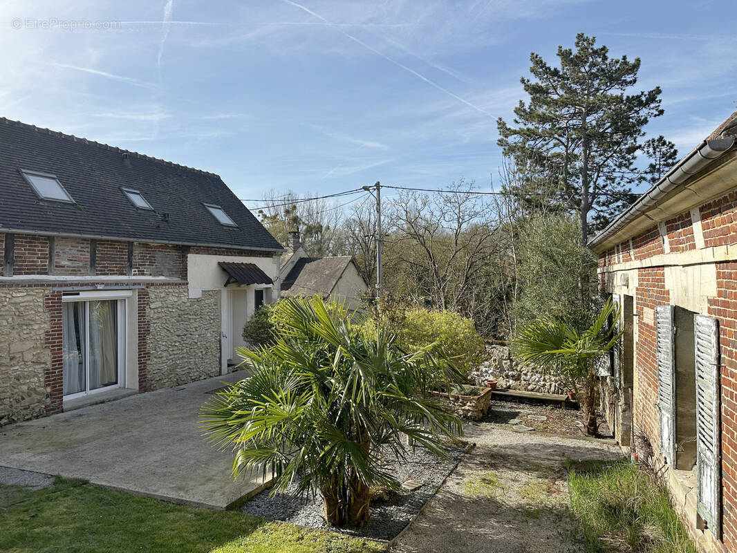 Maison à SAINTE-GENEVIEVE
