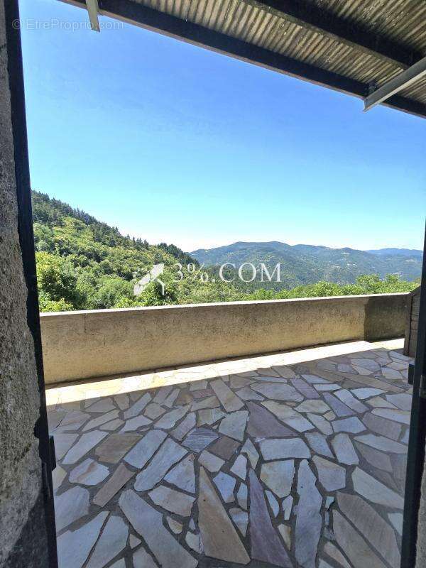 Appartement de 90m2 et 2 chambres - terrasse avec vue panora - photo 10