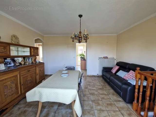 Appartement à BREUILLET