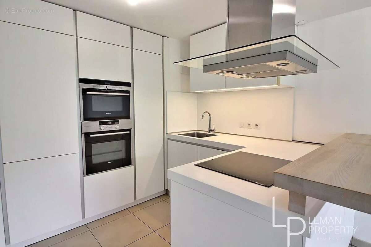 Appartement à CHENS-SUR-LEMAN