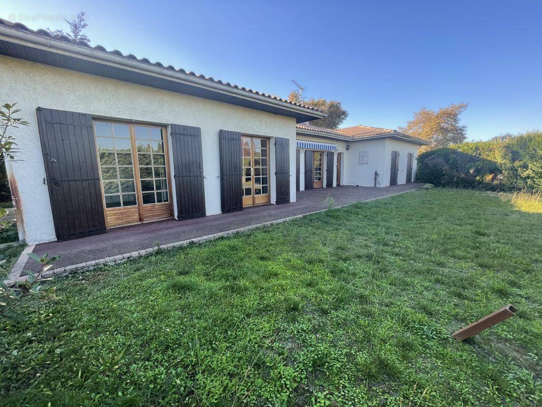 Maison à LE PIAN-MEDOC