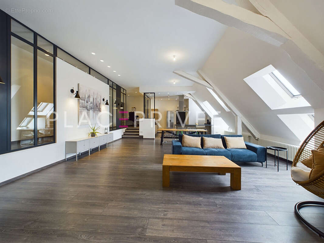 Loft Professionnel Bureaux Ville Vieille - photo 3