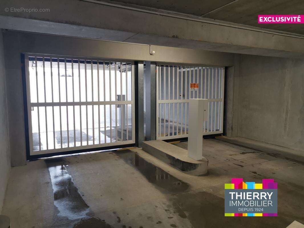 Parking securise - st joseph de porterie - photo 4