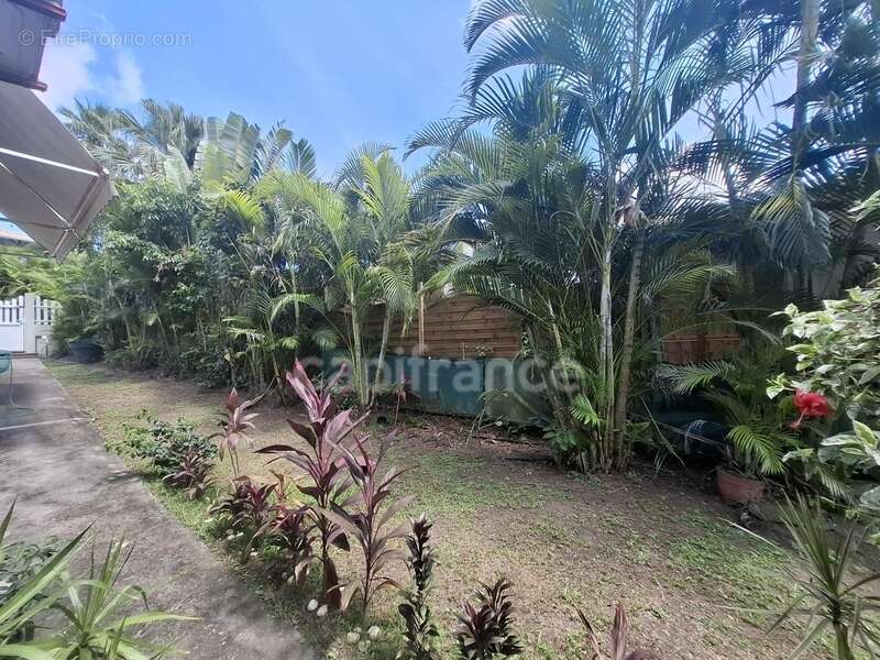 Maison à LES TROIS-ILETS