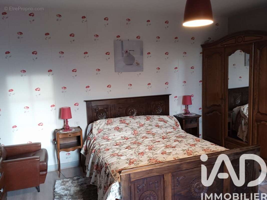 Photo 6 - Maison à LA ROCHE-DERRIEN