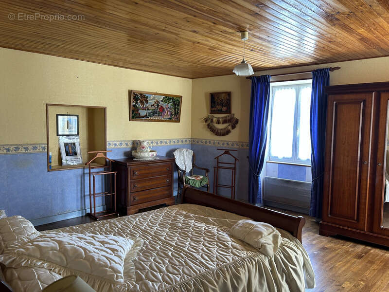 Maison à PAMPROUX