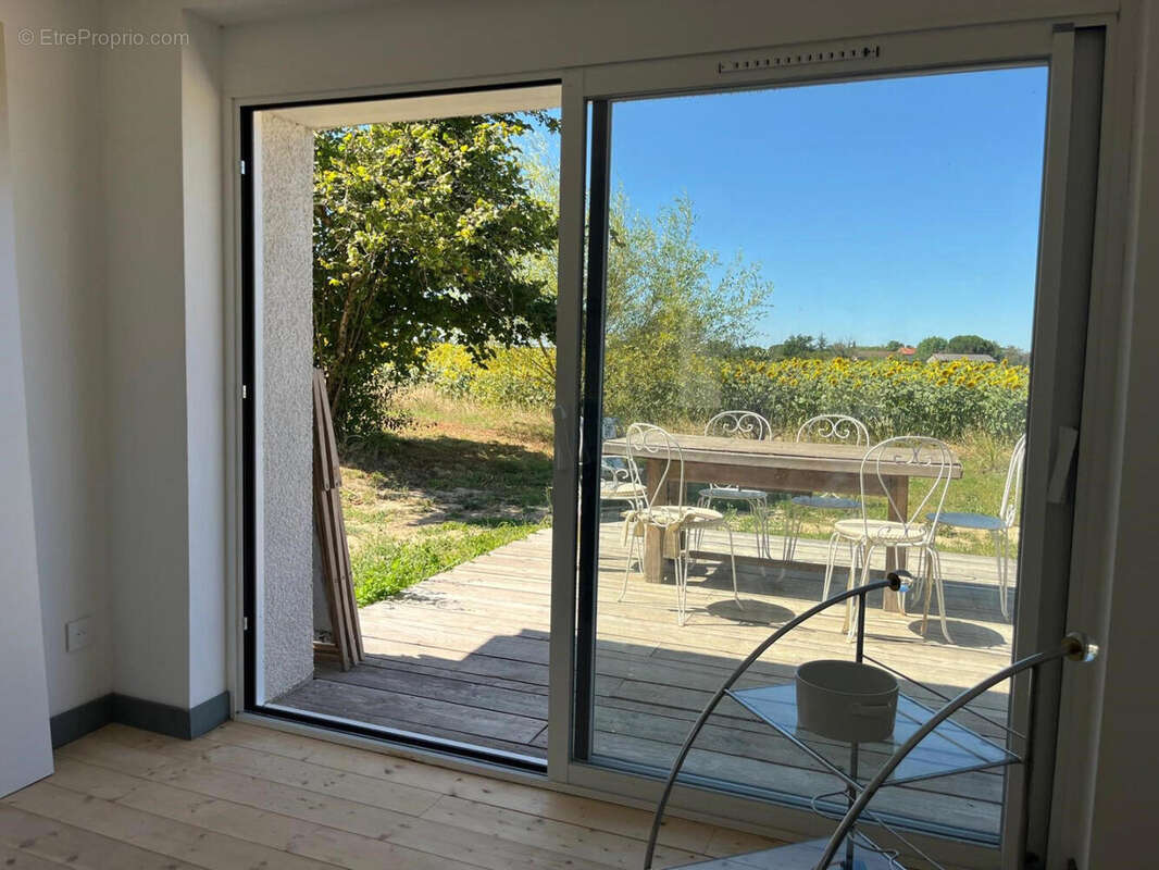 cuisine baie vitrée - Maison à MARCIAC