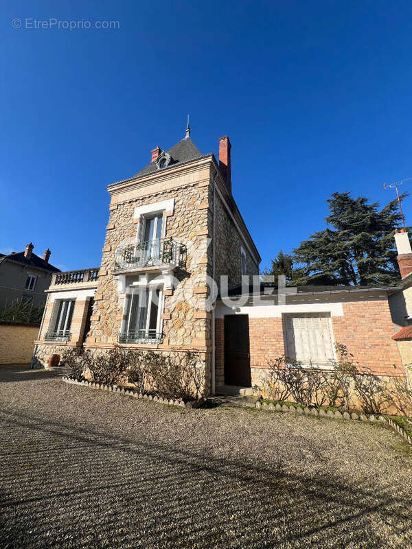 Maison à MILLY-LA-FORET