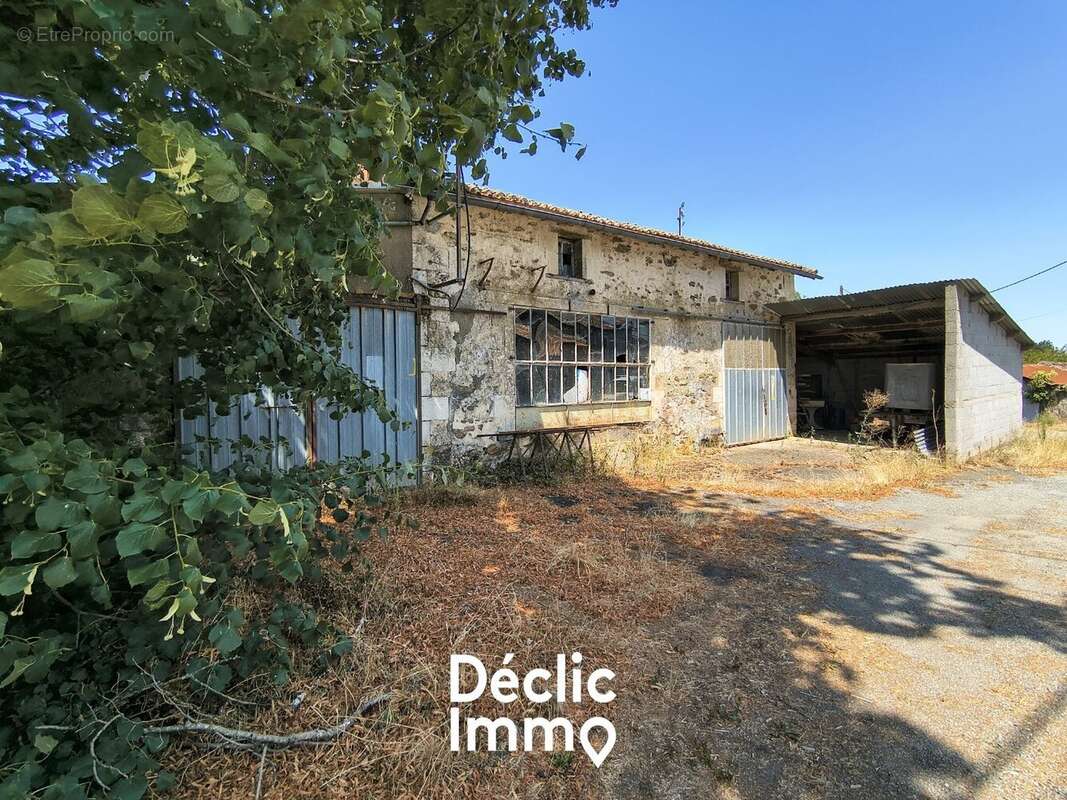 Ancienne forge de charme avec un potentiel brut. - photo 2
