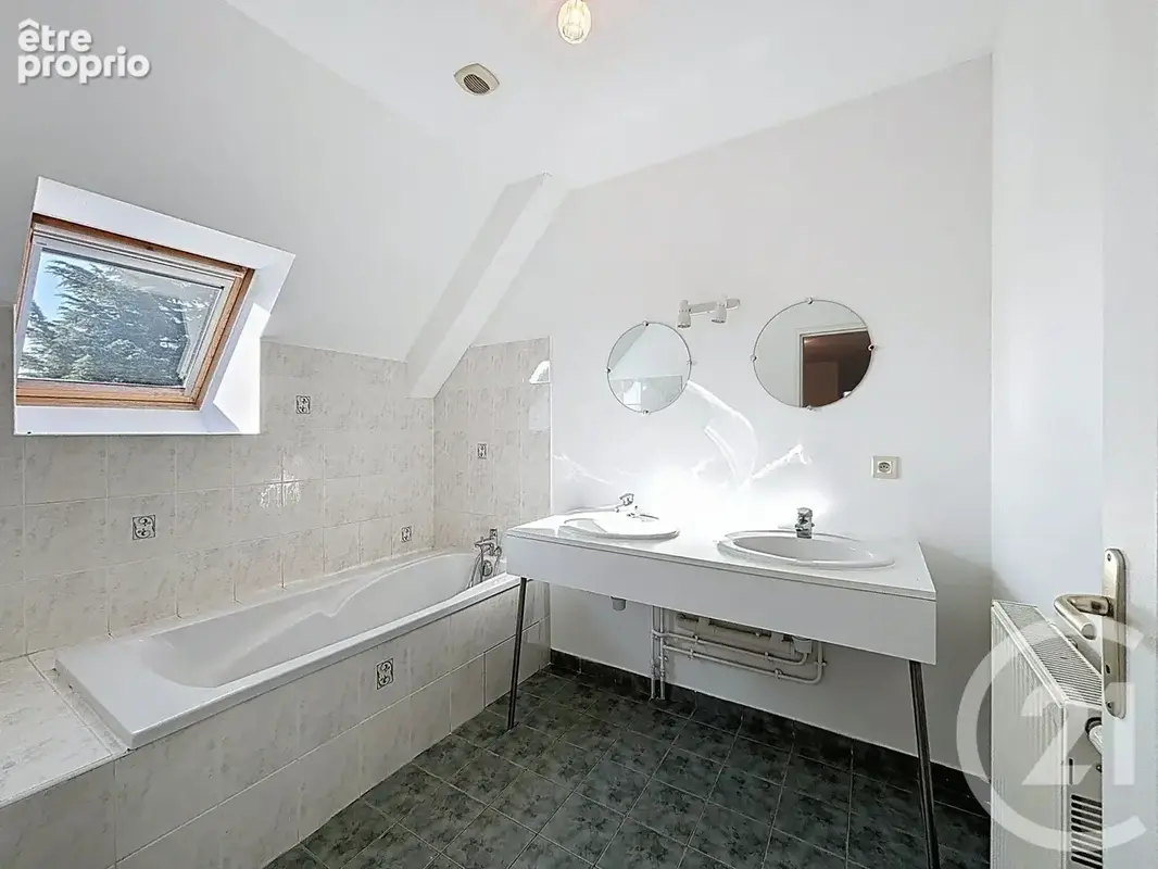 Maison 129 m² à vendre à Saint-Cyr-Sur-Loire (37540) - photo 10