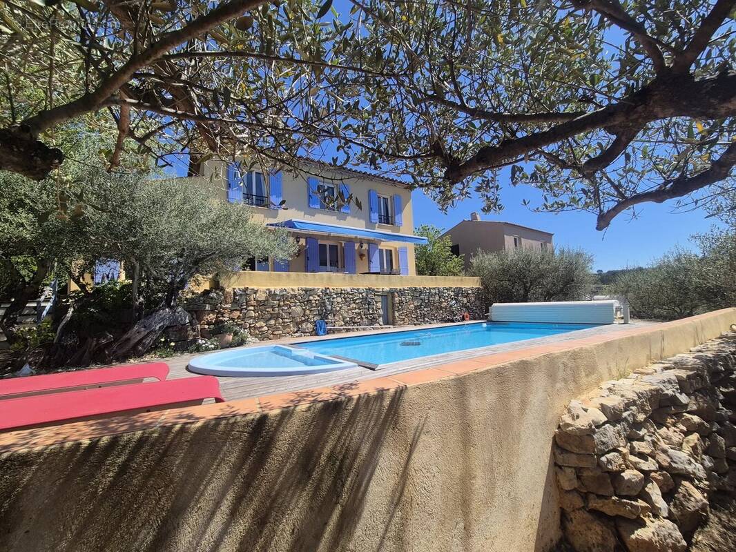 Maison à CARCES