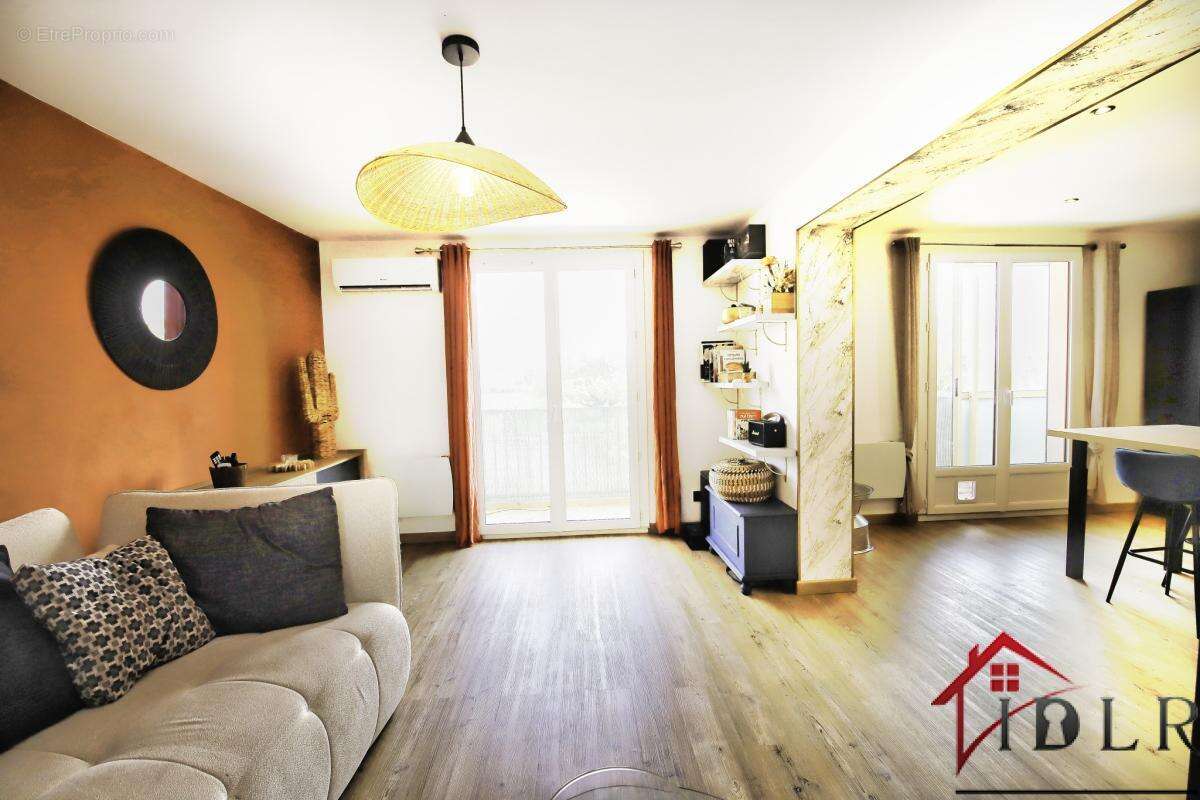 Appartement T4 3 chambres, balcon et  garage à vendre à Hyèr - photo 5