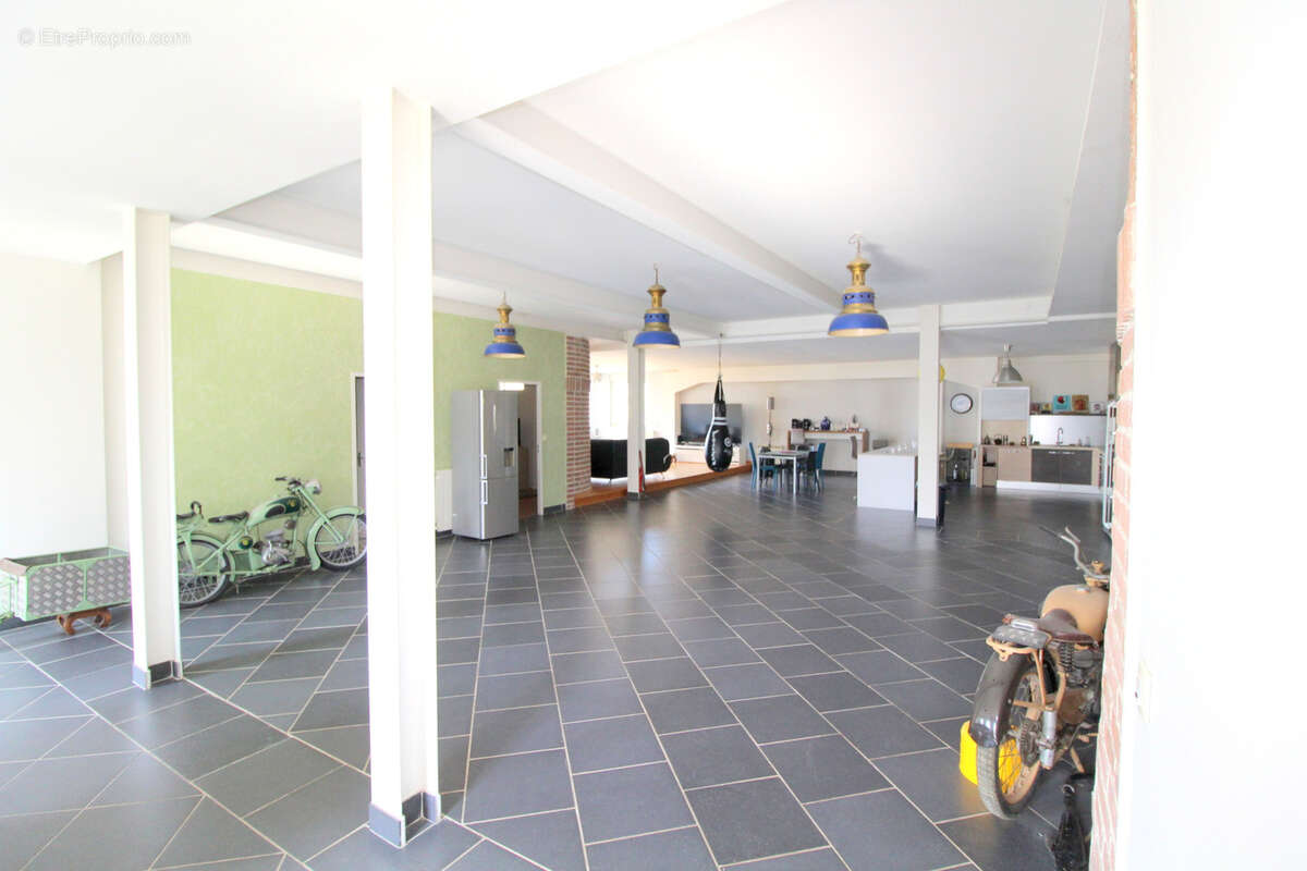 Appartement à FOUILLOY