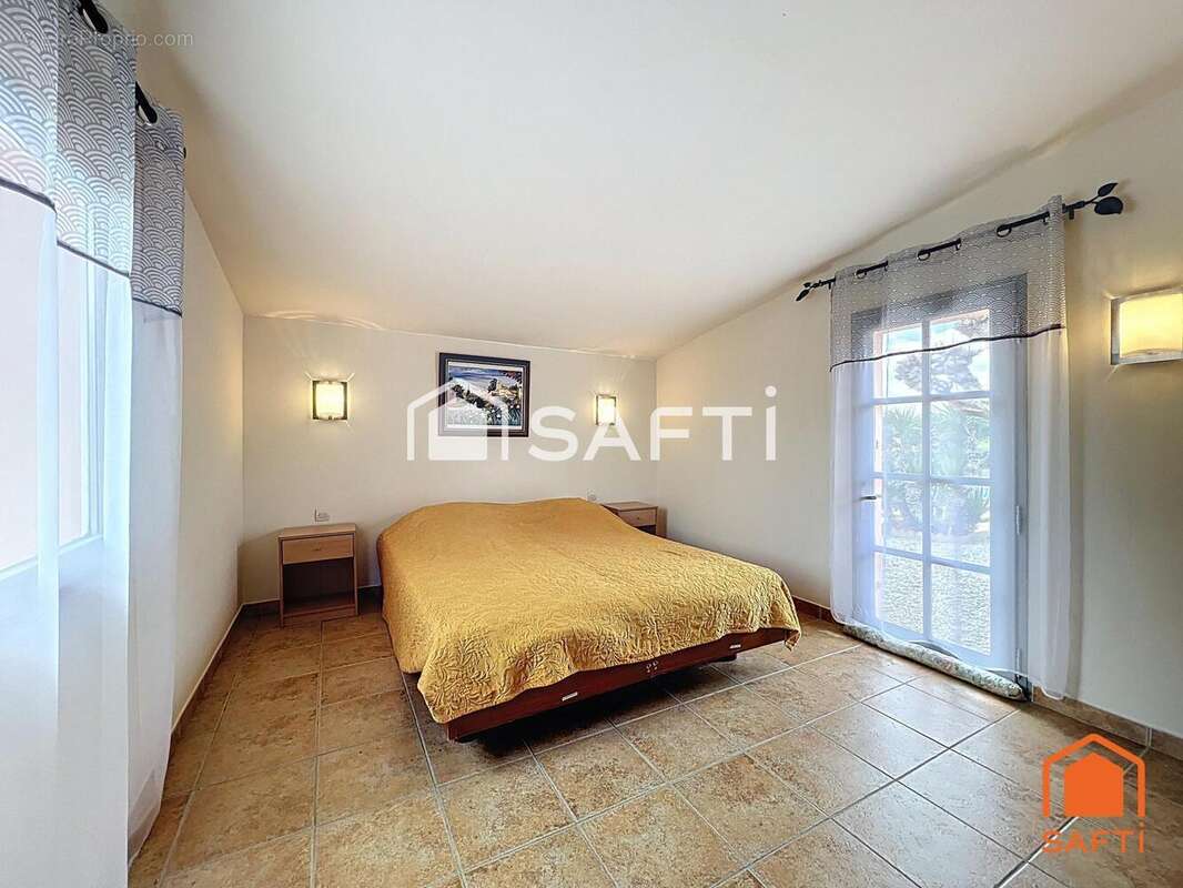 Photo 9 - Maison à REGUSSE