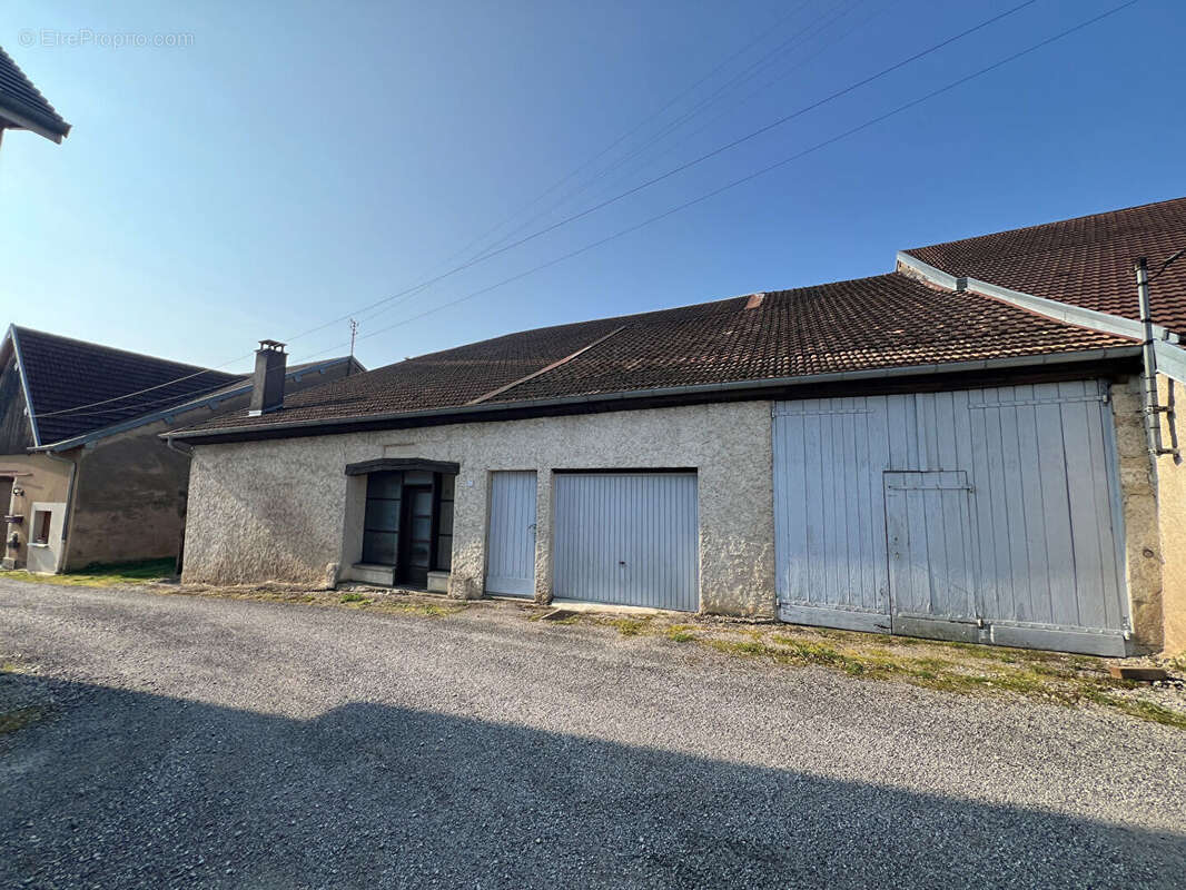 Maison à EPEUGNEY