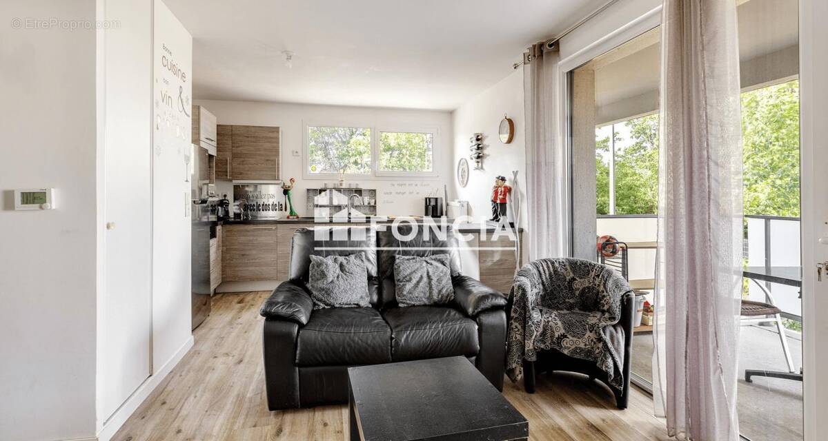 Appartement à LA MADELEINE