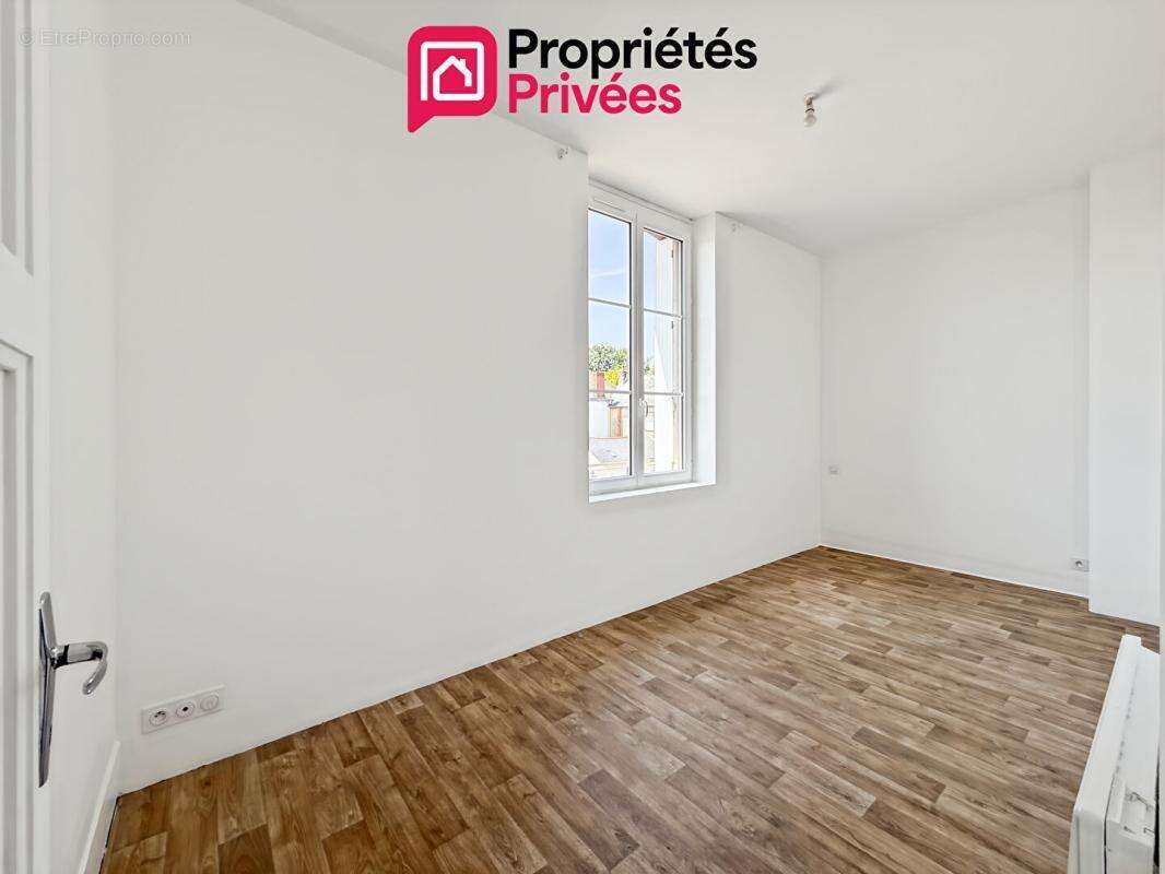 Chateaubriant - Maison  2 Appartements T3 - 6 pièce(s) 108 m2 - photo 11
