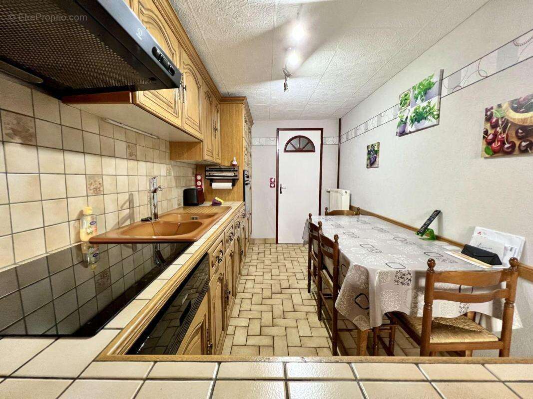 Maison à NOUZERINES