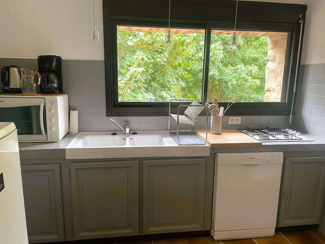 Propriete de caractere avec piscine et 2.5 hectares de terrain : - photo 20