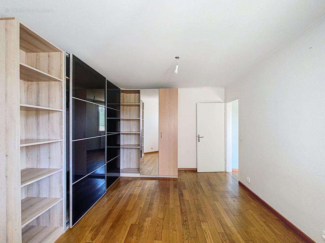 Appartement à GUYANCOURT