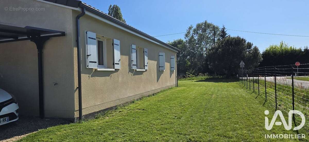 Maison 84 m² à Cours-De-Pile  - photo 5