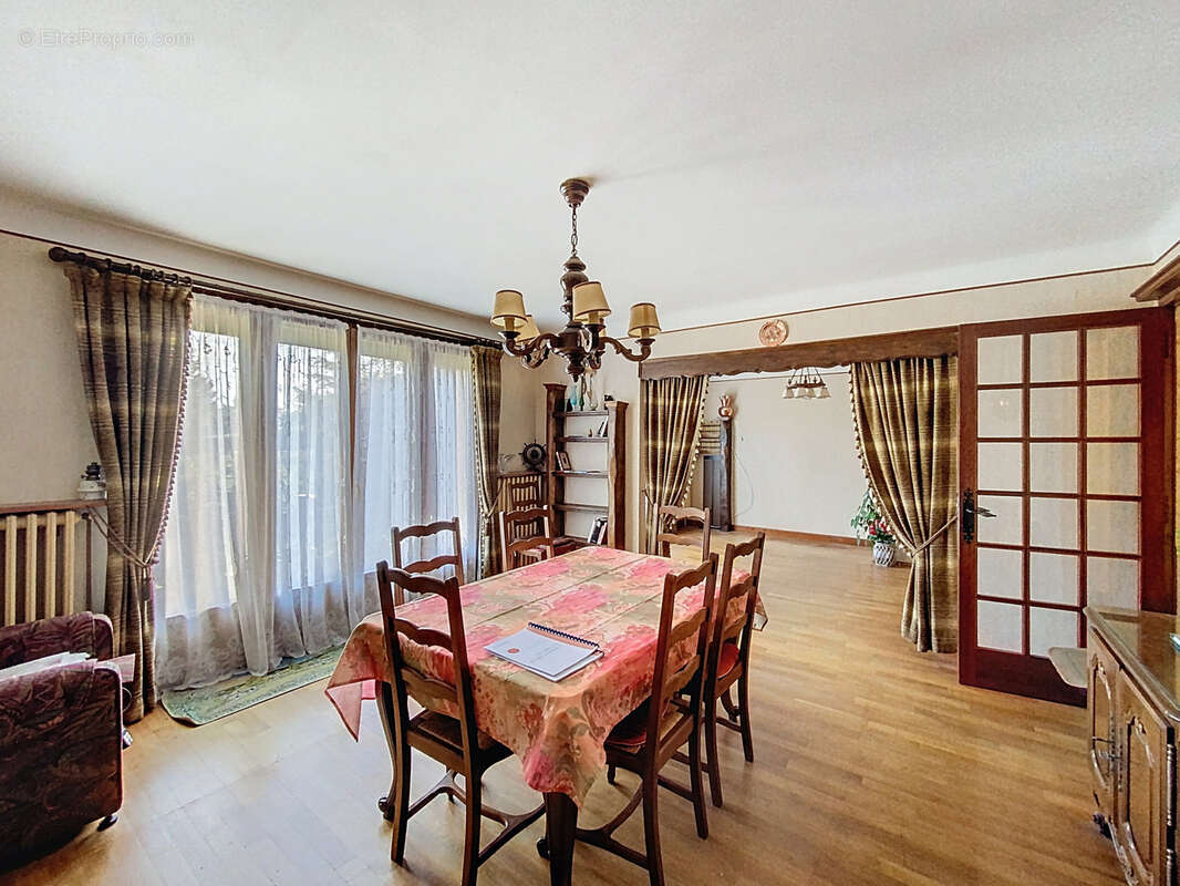 Maison à LEROUVILLE