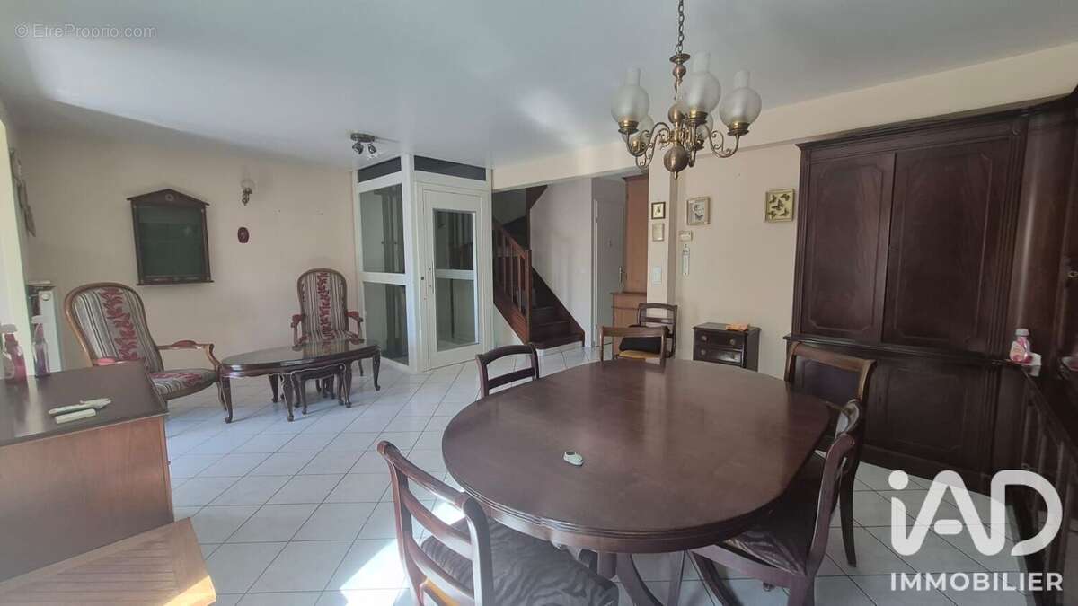 Photo 6 - Maison à LESIGNY