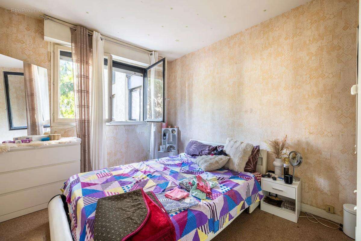 Appartement à GRIGNY
