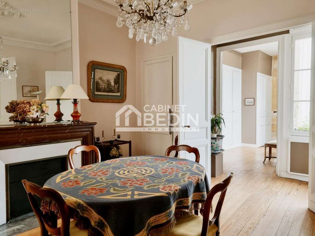 Appartement à BORDEAUX