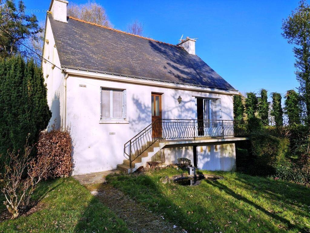 Maison à LESCOUET-GOUAREC