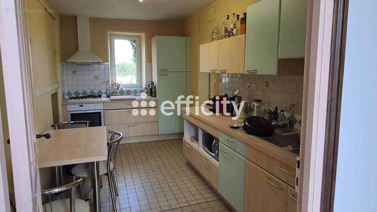 Maison à LE MOLAY-LITTRY