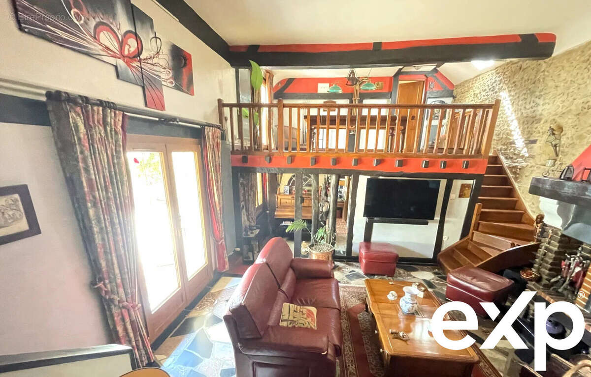 Maison à PACY-SUR-EURE