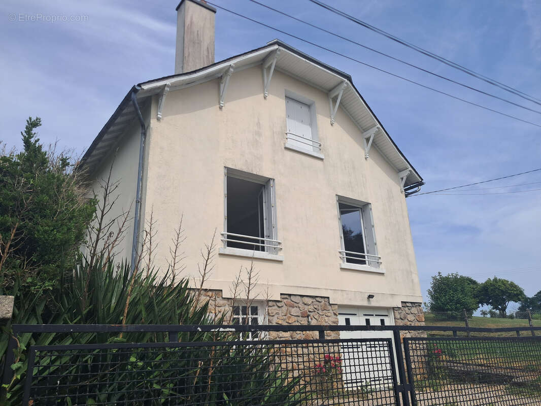 Maison à SAINT-SORNIN-LAVOLPS