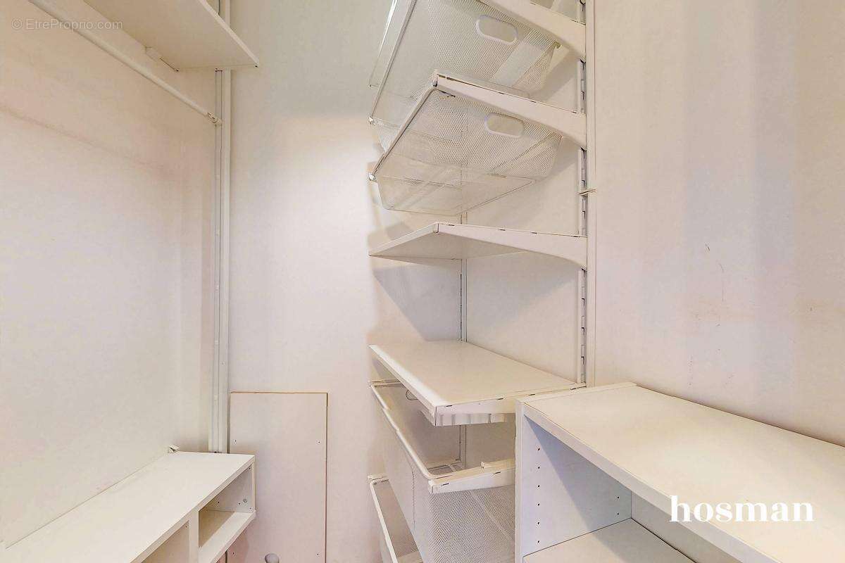Appartement à LA GARENNE-COLOMBES