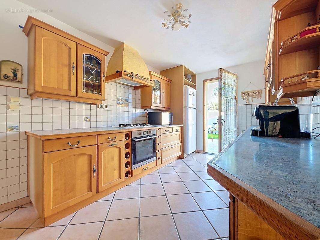 Maison à SAINT-PIERRE-DE-CHANDIEU