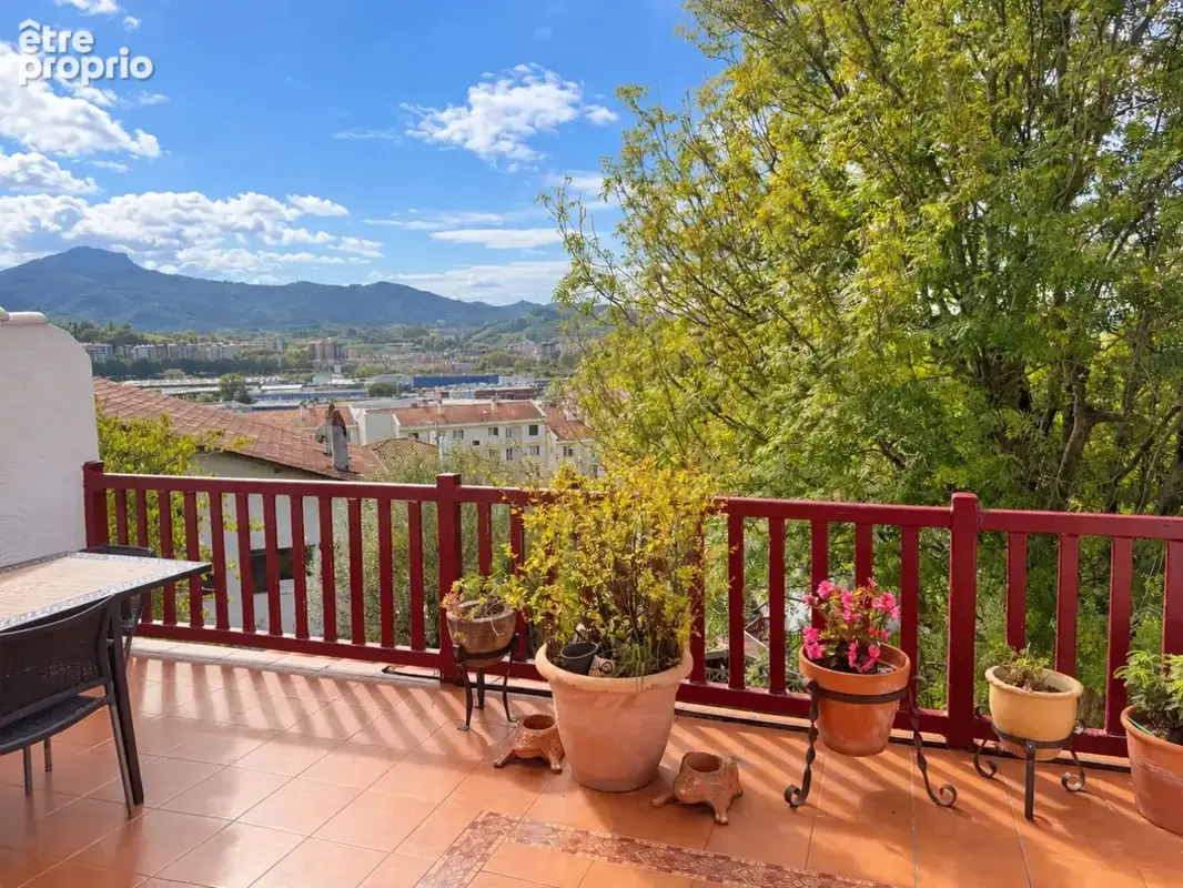 Hendaye - t2 bis avec terrasse vue montage et garage - photo 4