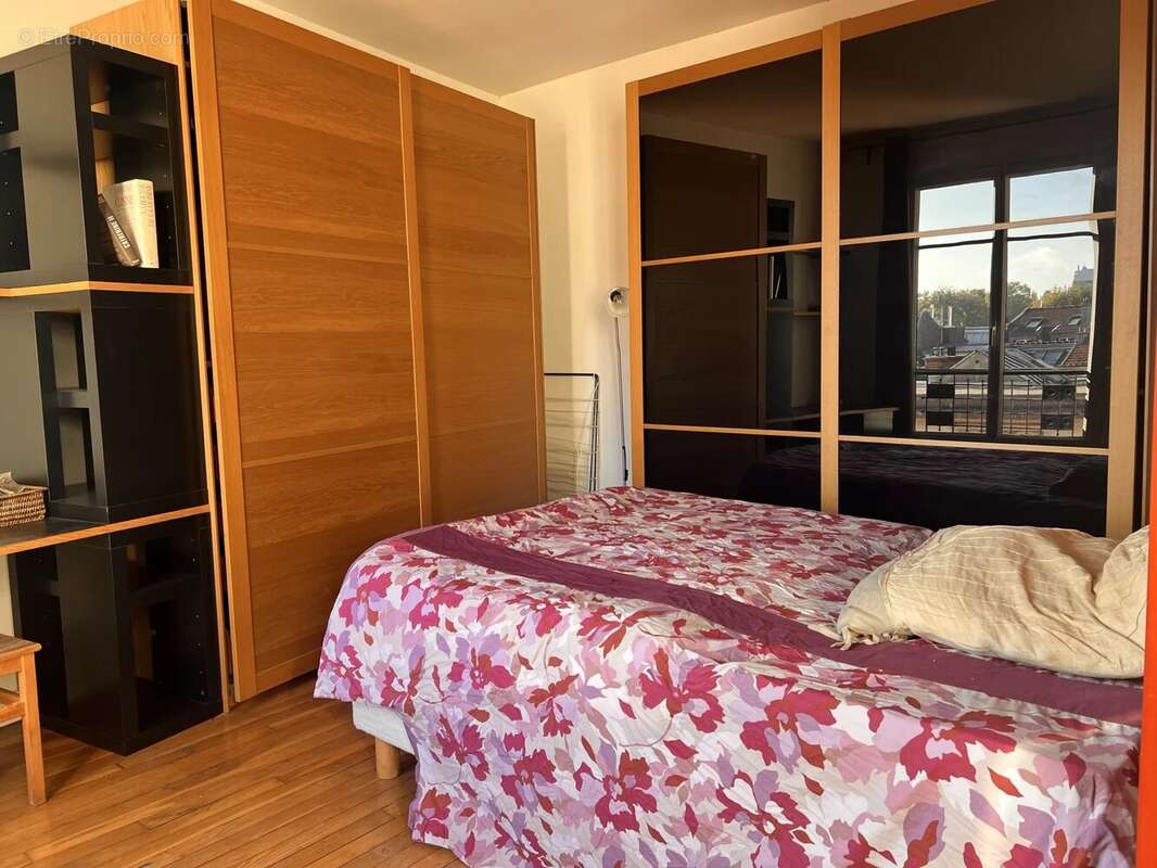 Appartement à PARIS-19E
