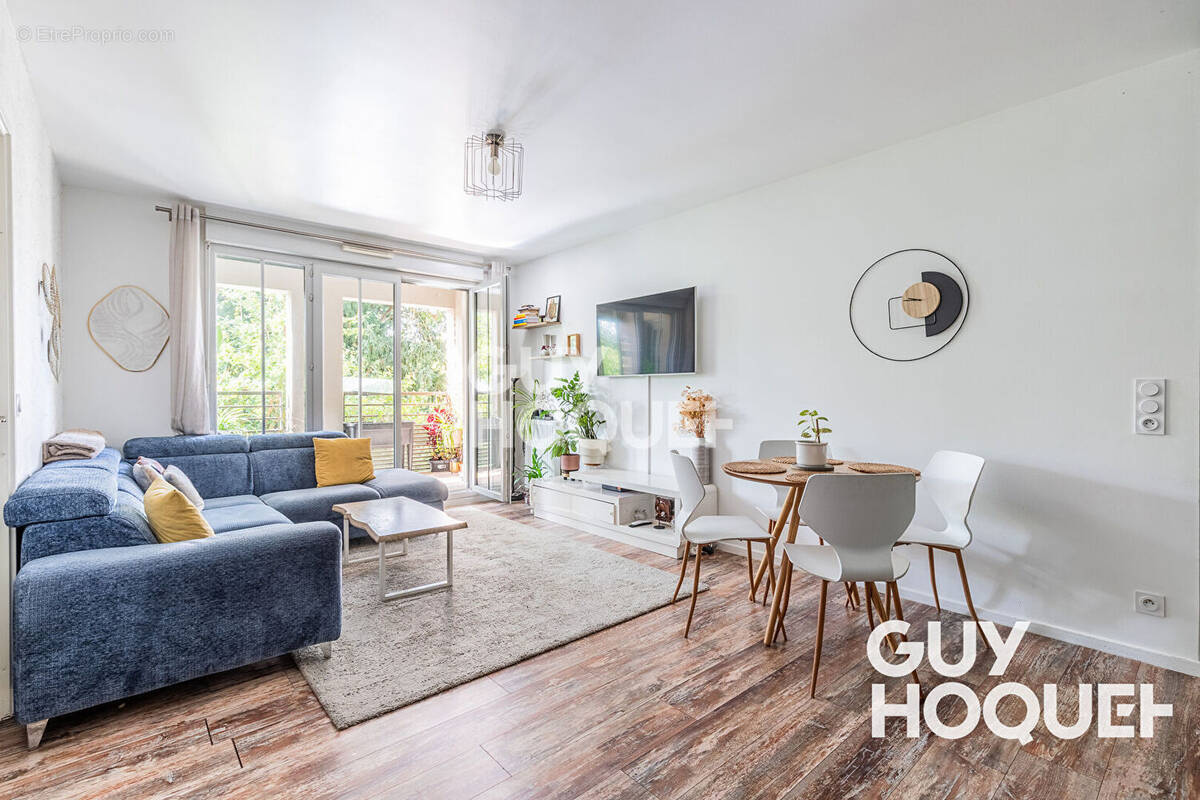 Appartement à JUVISY-SUR-ORGE